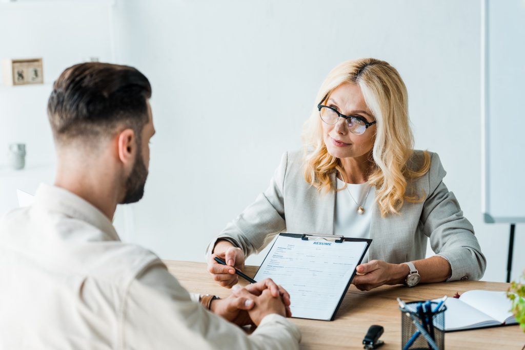 Iemand met een burn-out, wat nu?